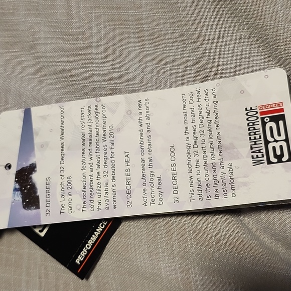 Weatherproof 32 degrees soft shell jacket size  big boy L (14/16) - Picture 7 of 7